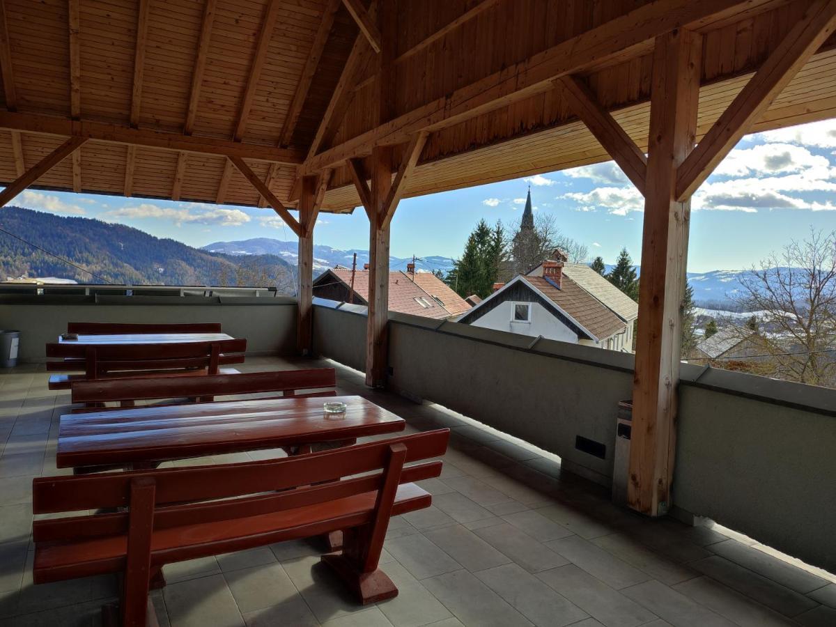 Gostilna Pension Blegos Поляне-над-Шкофьо Локо Екстер'єр фото