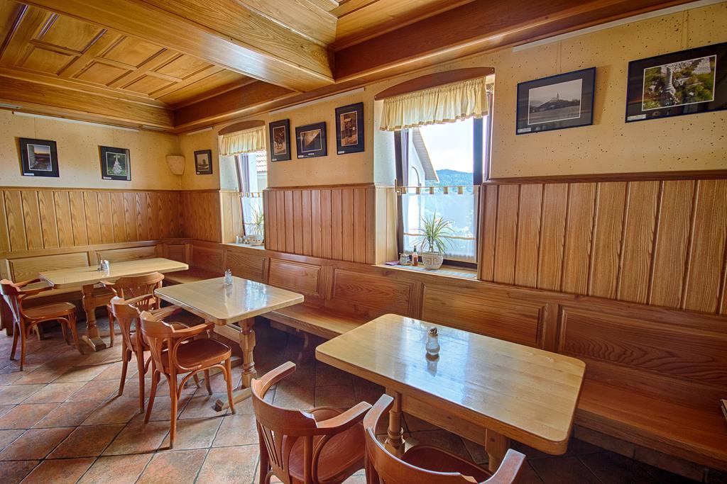 Gostilna Pension Blegos Поляне-над-Шкофьо Локо Екстер'єр фото